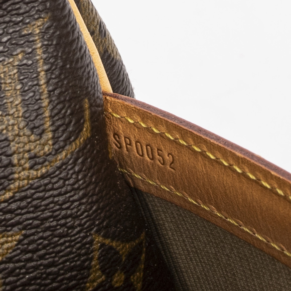 Louis Vuitton Reporter GM - Picture 9 of 9